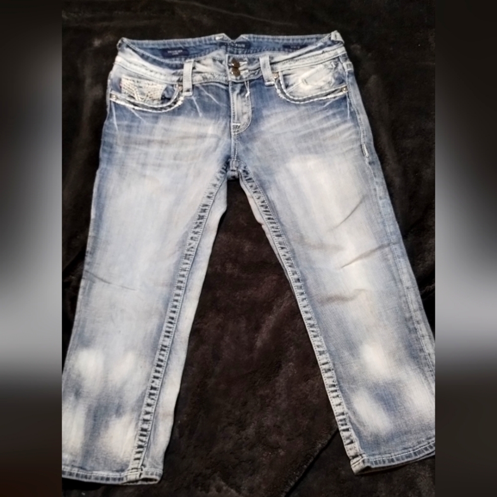 The Chelsea Vigoss Capris